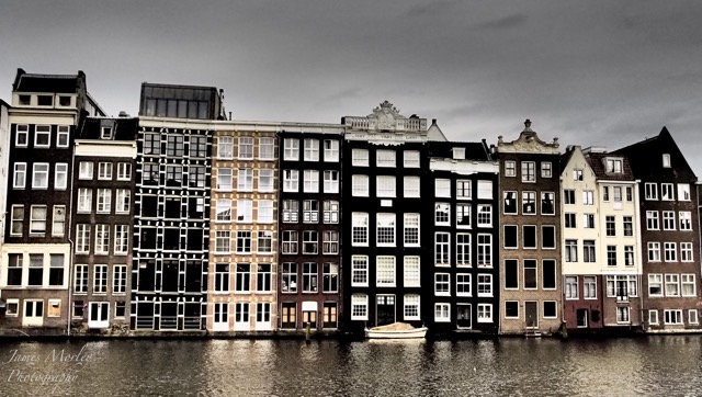 Amsterdam canal houses reflection1.jpg