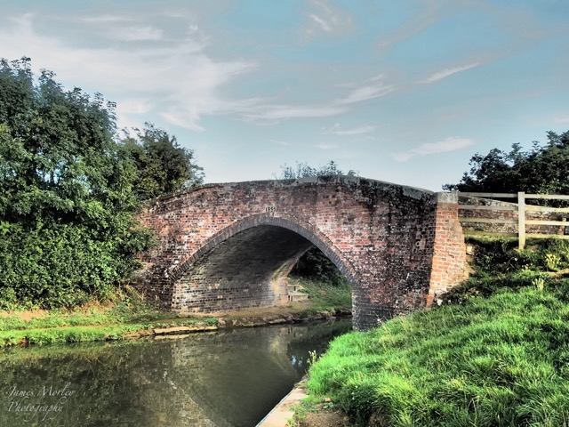 Cropredy canal bridge .jpg