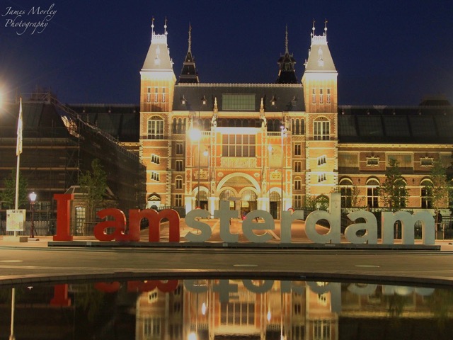 IAmsterdam sign.jpg