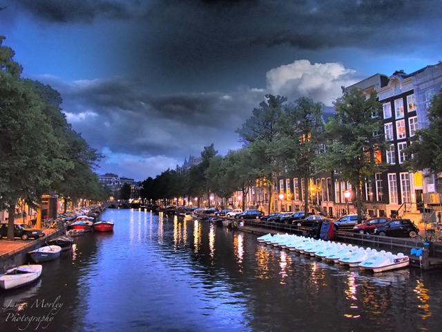 Keizersgracht night canal.jpg